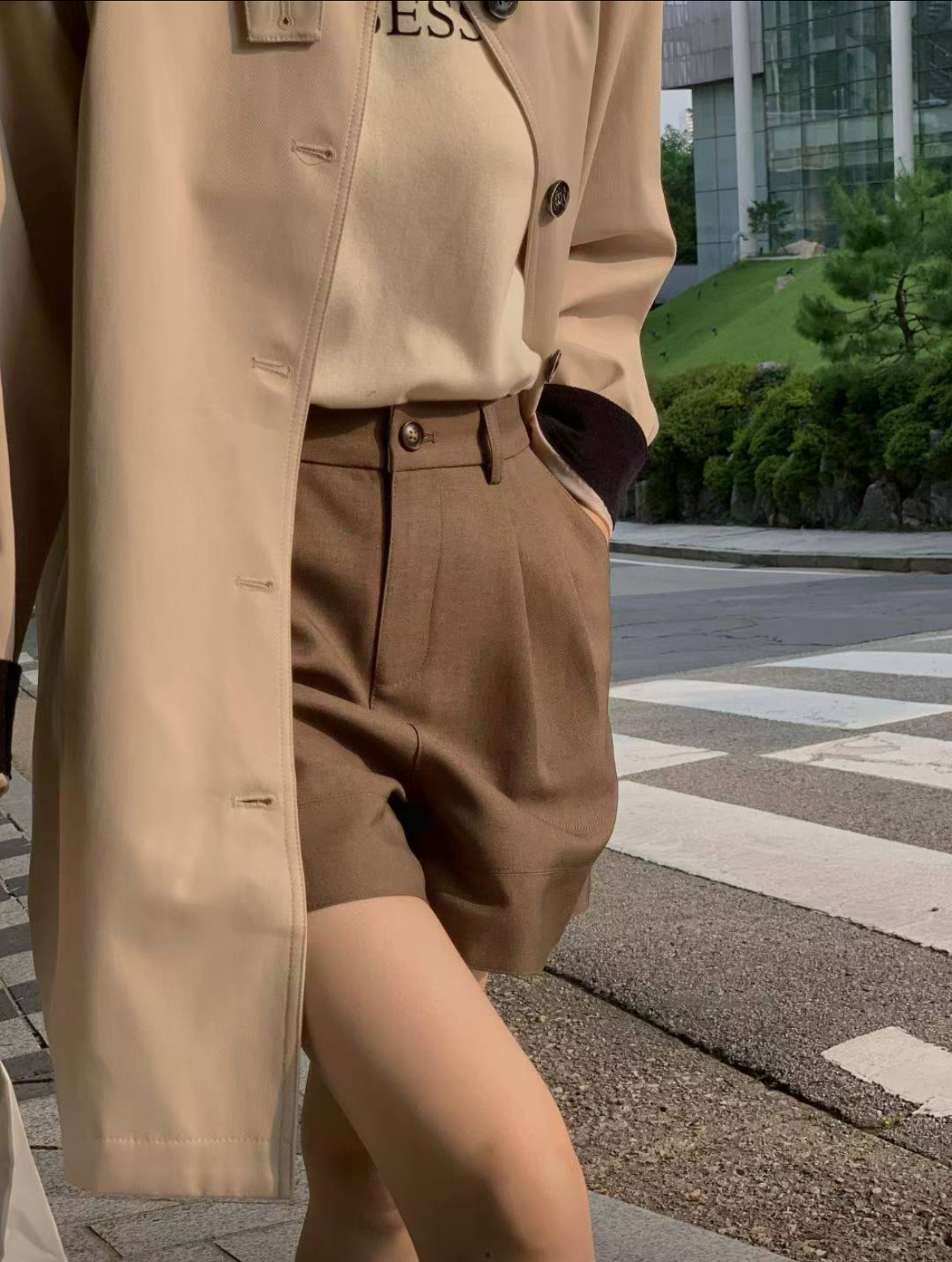 雅緻線條短褲