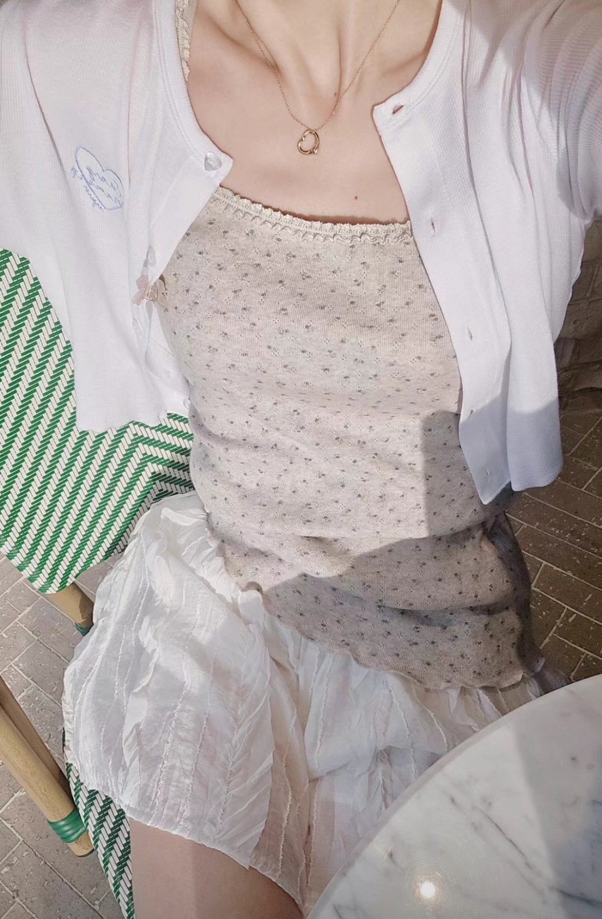 小碎花蕾絲細肩帶