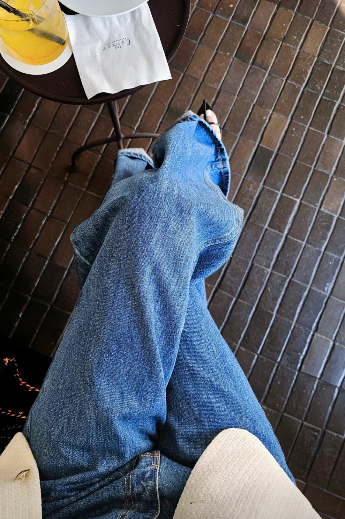 鬆弛感寬直筒牛仔褲