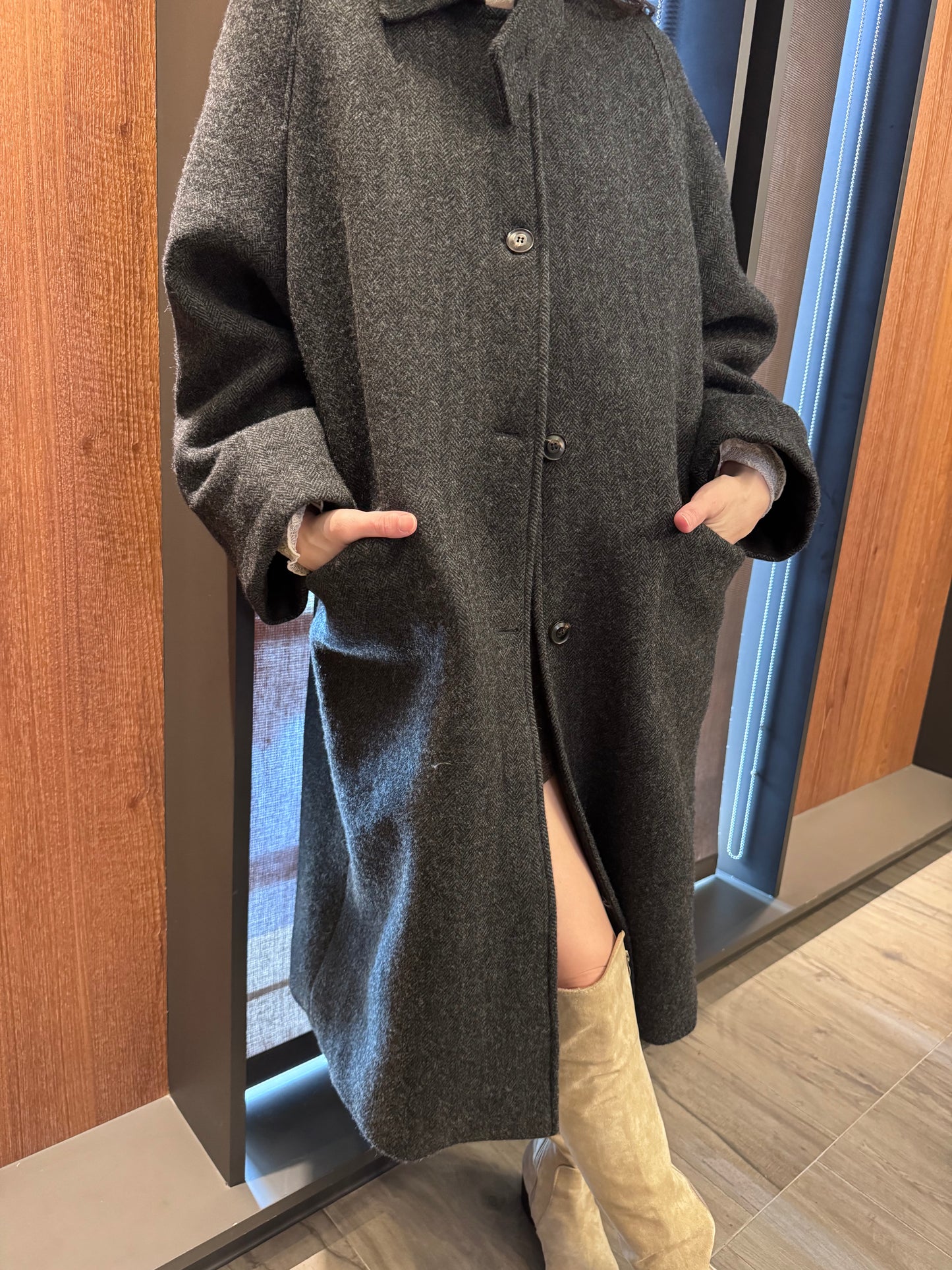 100% 羊毛撞色大衣