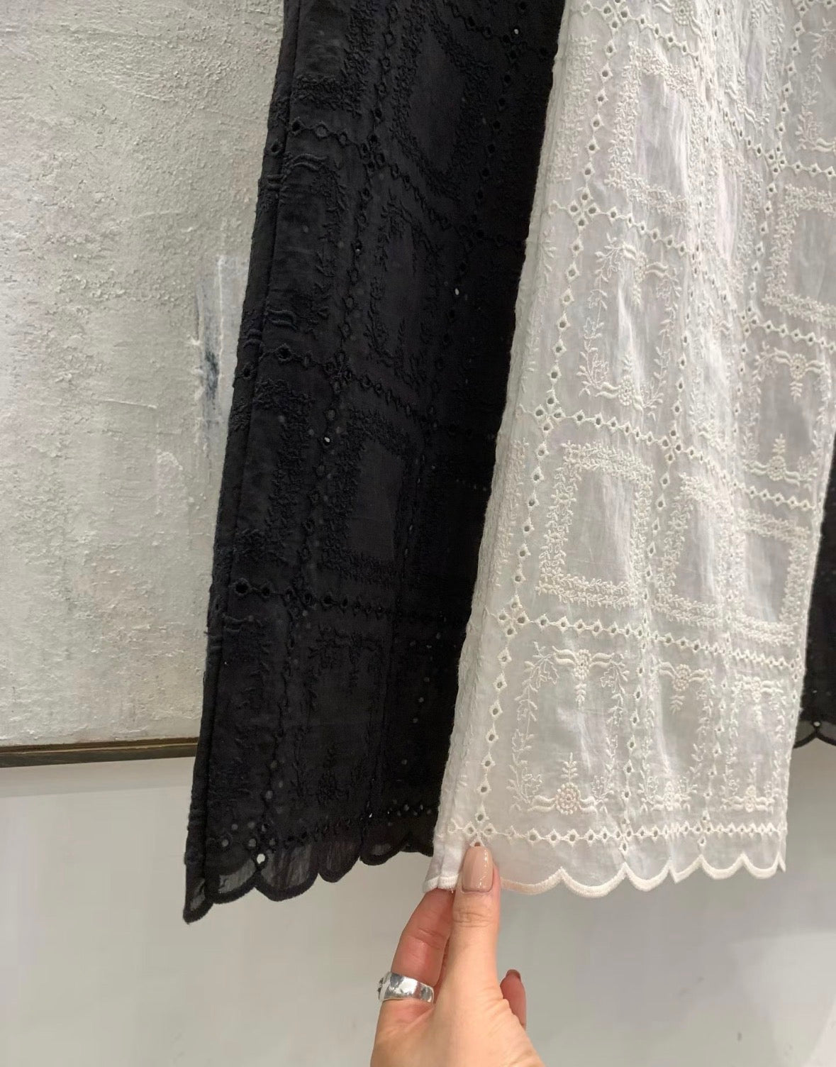 重工刺繡直筒褲